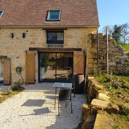 Lo A L'est, La Grange De La Fontaine St Georges Vakantiehuis *